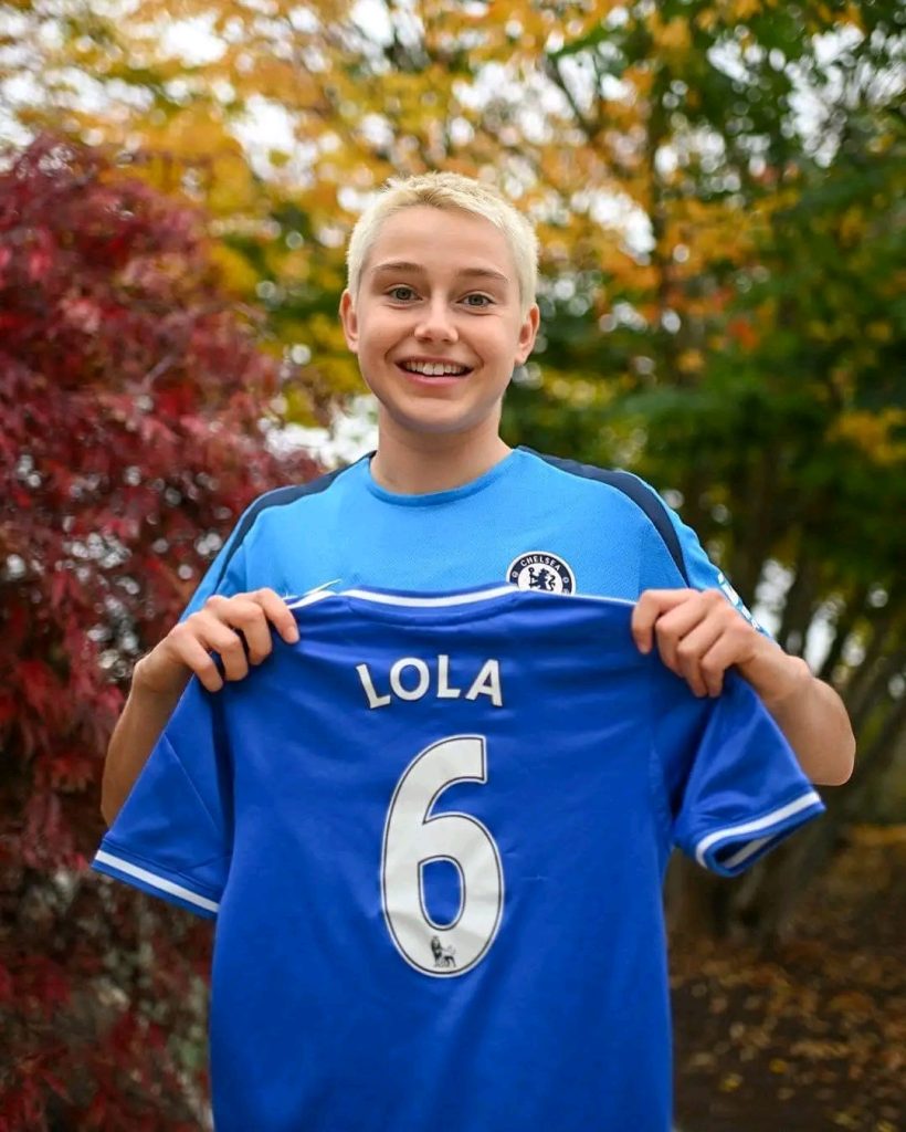 Lola Brown Wikipedia, Biography, Age, Parents, Height, Nationality, Football Club, Contract, Salary, Net Worth, Family Lola Brown Wikipedia