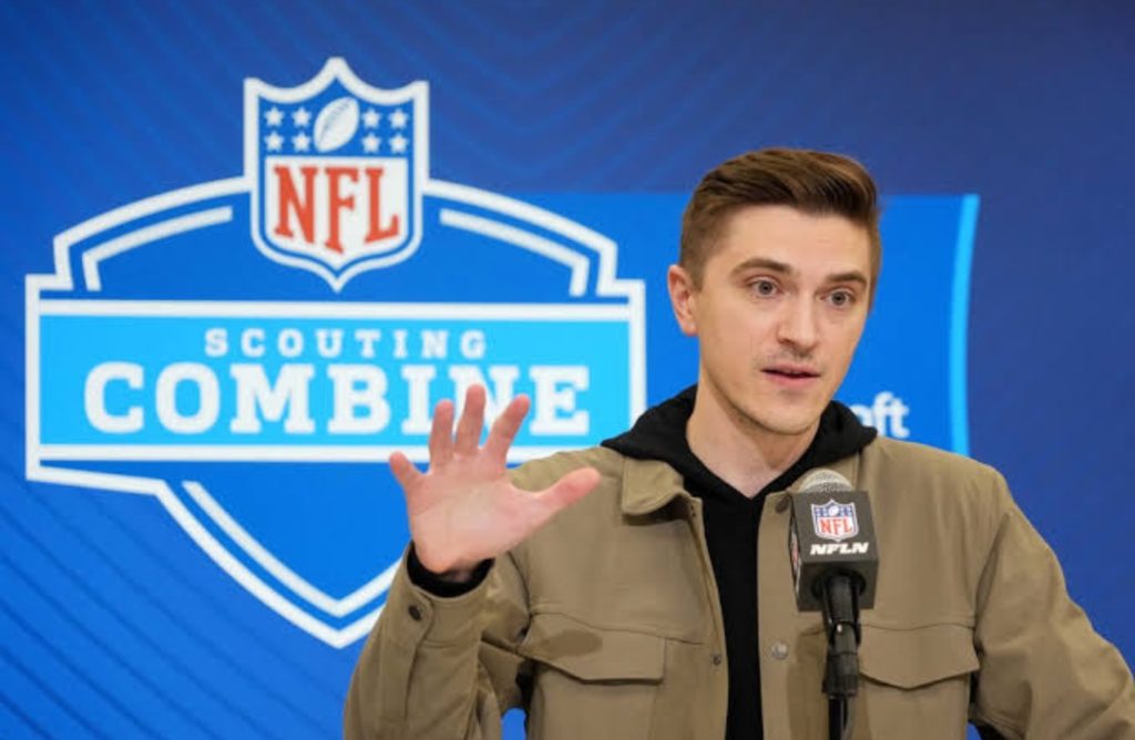 James Gladstone Jaguars Wikipedia